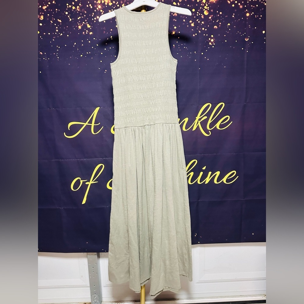 Universal Thread Sleeveless Smocked Maxi Dress - Sage Green - Picture 3 of 8